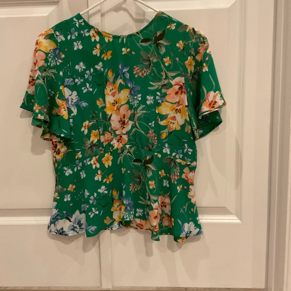 Brand New LOFT Green Floral Blouse 4P